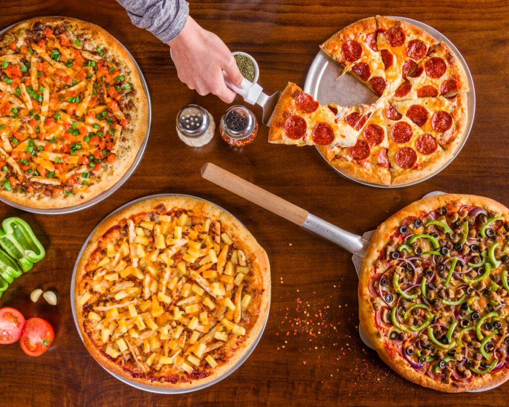 کدام را می پسندید: پیتزای ایتالیایی یا آمریکایی؟!